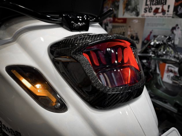 Vespa Tail Light Cover 4